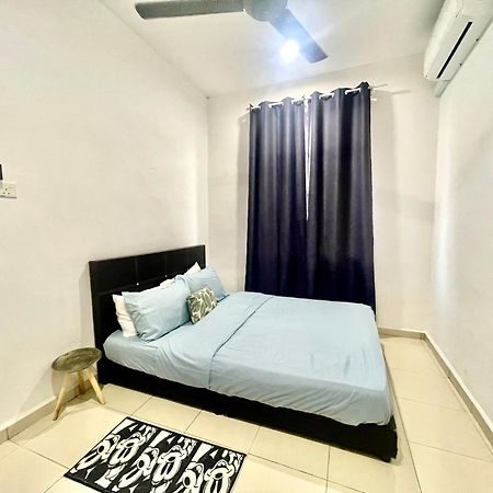 Cozy 288 Entire 3 Bedroom House @ Alma Букит Мертаджам Екстериор снимка
